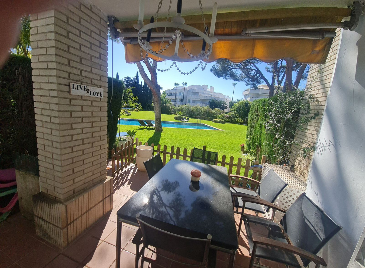 Te koop Herenhuis Costa Del Sol Nueva Andalucía € 580.000,-