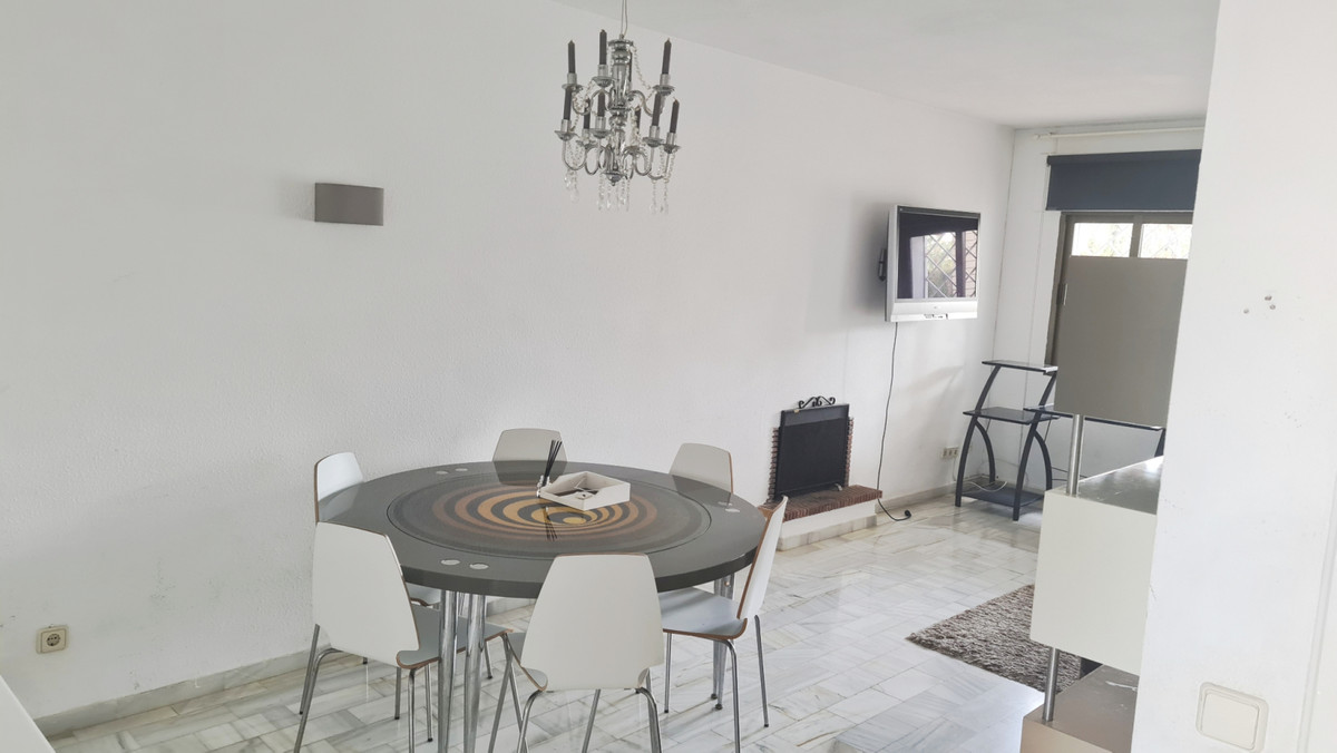 Te koop Herenhuis Costa Del Sol Nueva Andalucía € 580.000,-