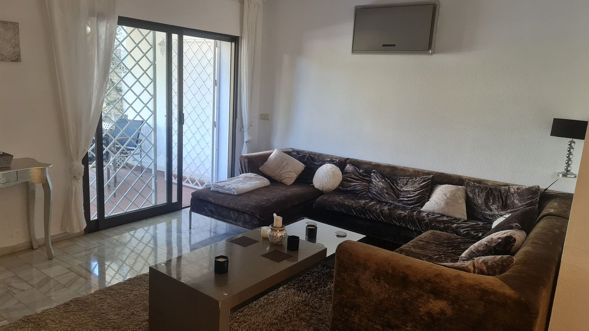 Te koop Herenhuis Costa Del Sol Nueva Andalucía € 580.000,-