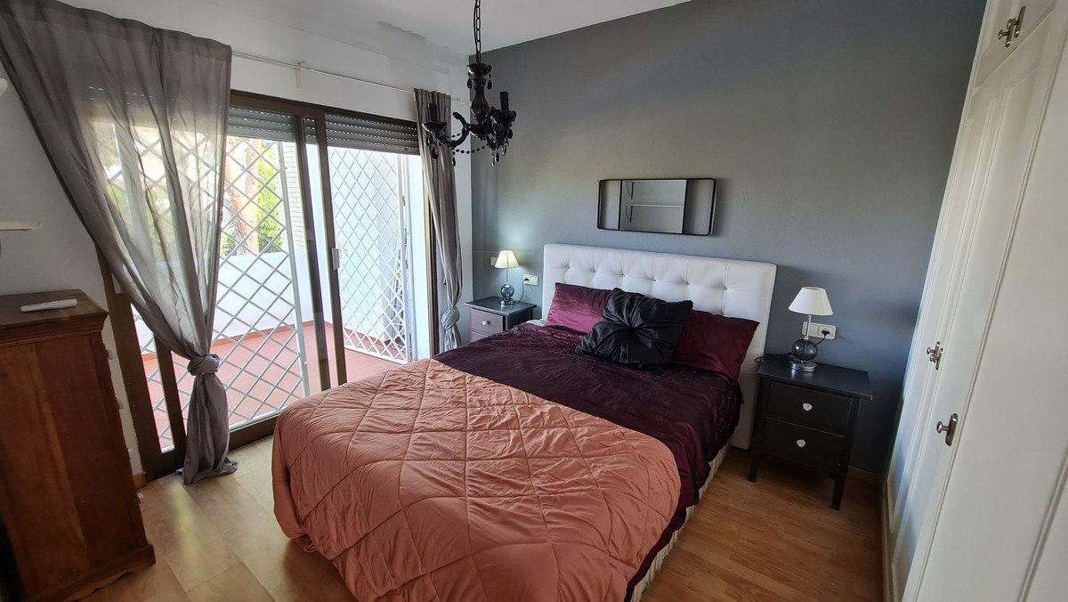 Te koop Herenhuis Costa Del Sol Nueva Andalucía € 580.000,-