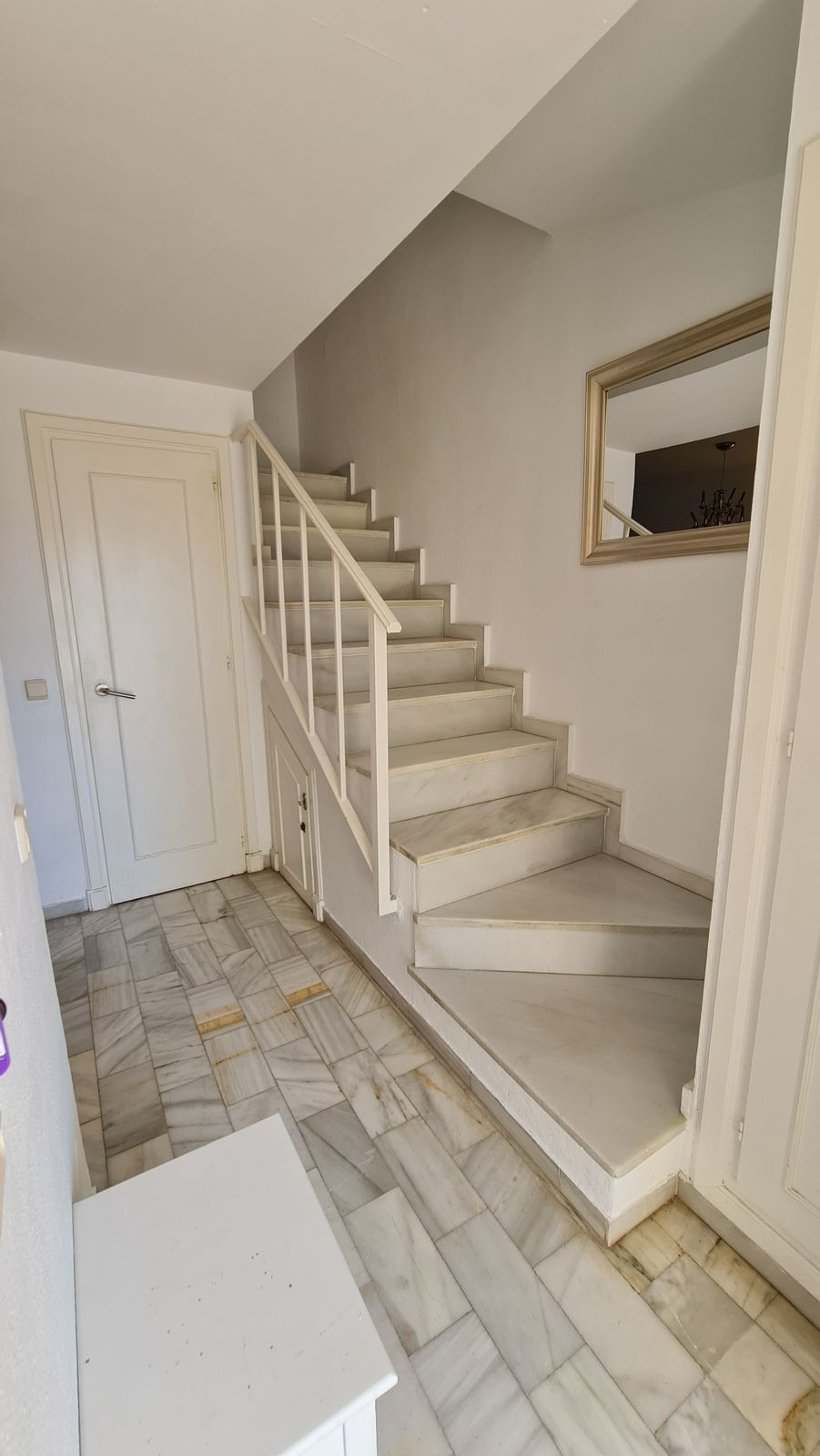 Te koop Herenhuis Costa Del Sol Nueva Andalucía € 580.000,-