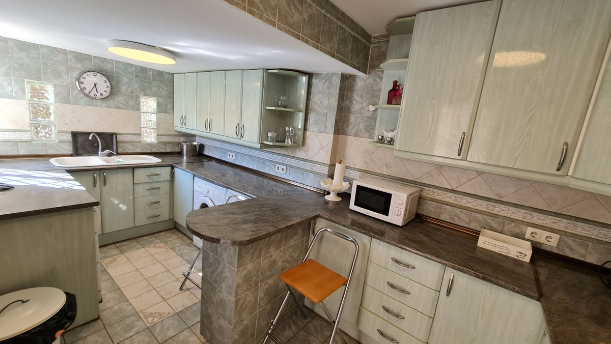 Te koop Herenhuis Costa Del Sol Nueva Andalucía € 580.000,-