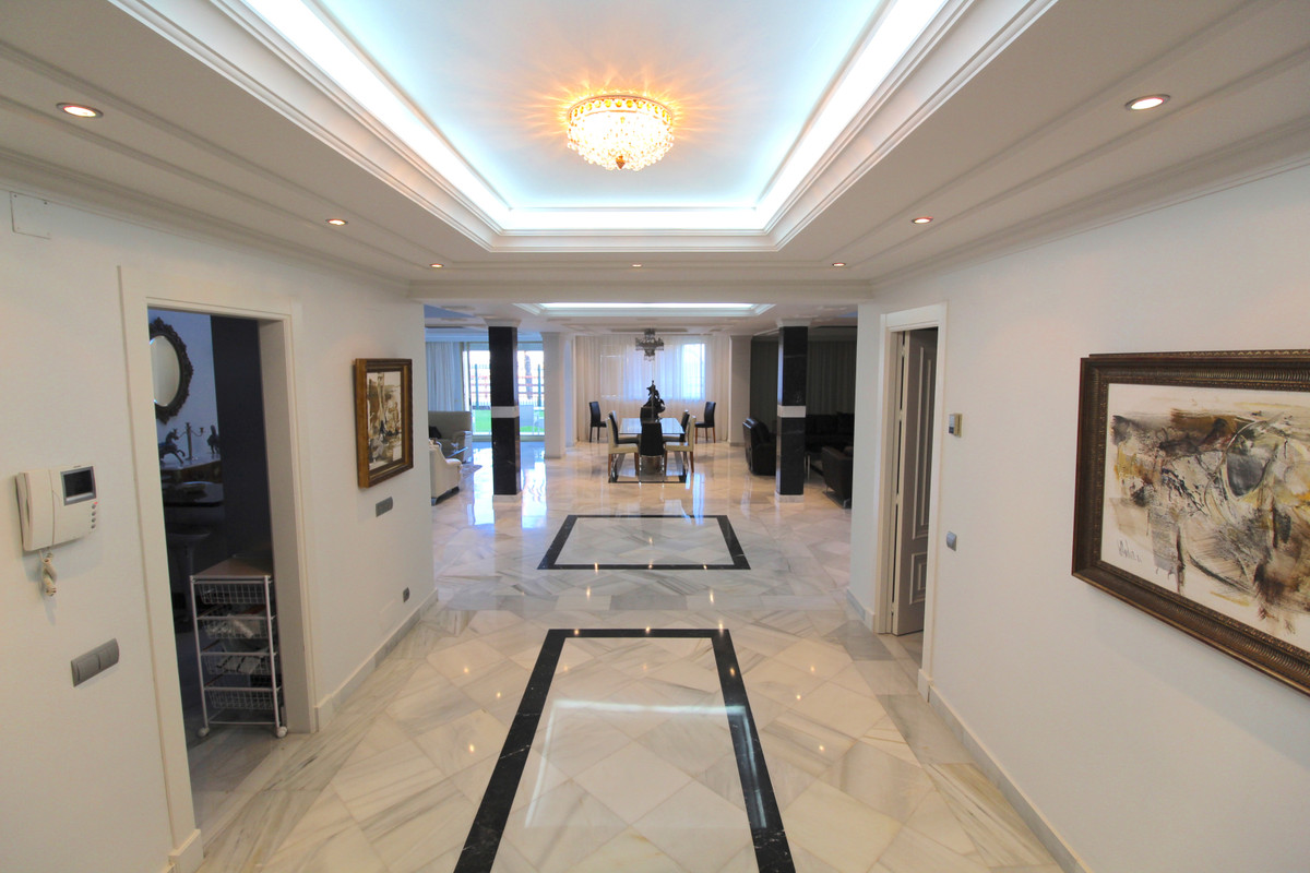 Te koop Gelijkvloers appartement Costa Del Sol Puerto Banús € 4.800.000,-