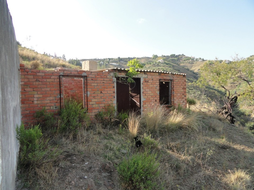 Te koop Grond Costa Del Sol Cómpeta € 270.000,-