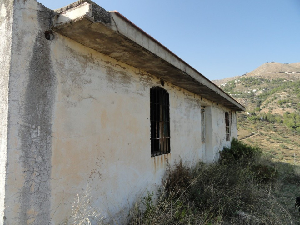 Te koop Grond Costa Del Sol Cómpeta € 270.000,-