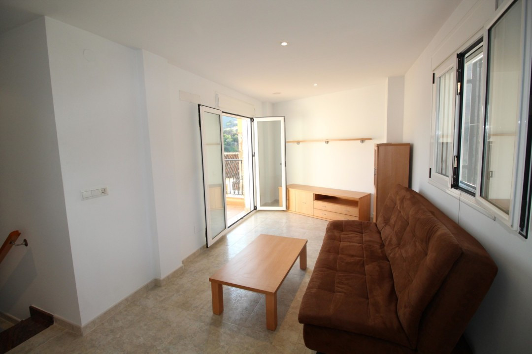 Te koop Half vrijstaand huis Costa Del Sol Árchez € 270.000,-