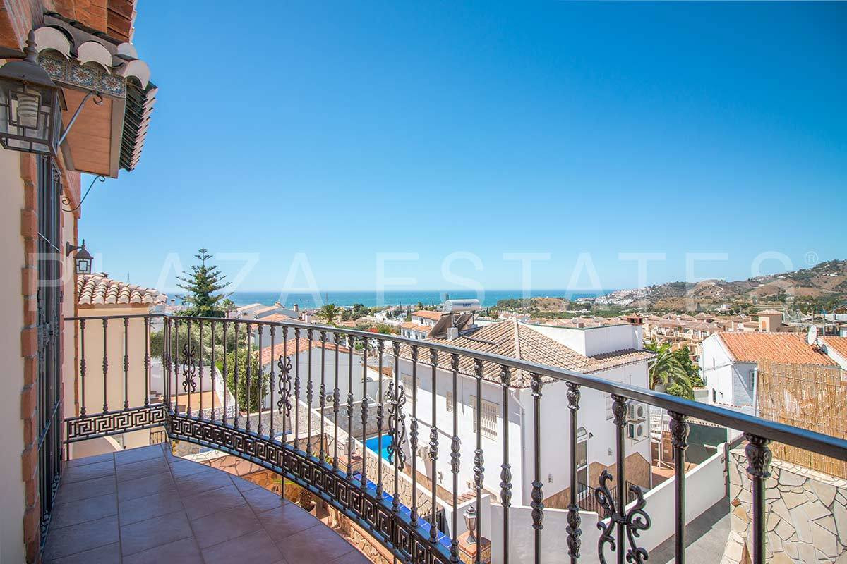 Te koop Vrijstaande Villa Costa Del Sol Nerja € 585.000,-