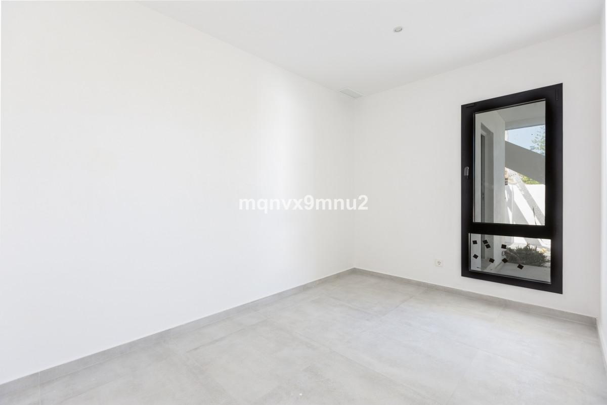 For sale Detached Villa Costa Del Sol El Chaparral € 1.450.000,-