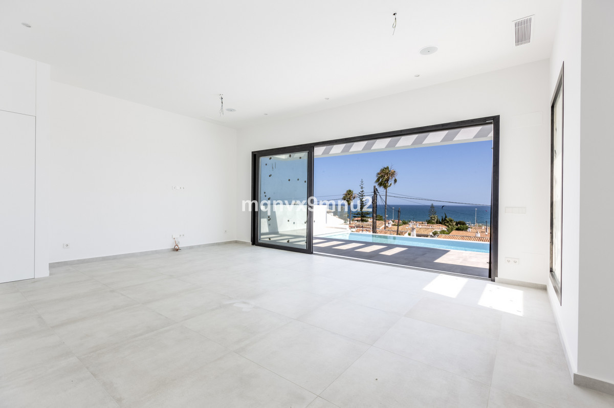 For sale Detached Villa Costa Del Sol El Chaparral € 1.450.000,-