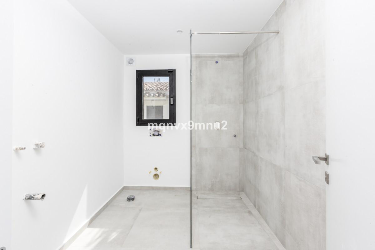 For sale Detached Villa Costa Del Sol El Chaparral € 1.450.000,-