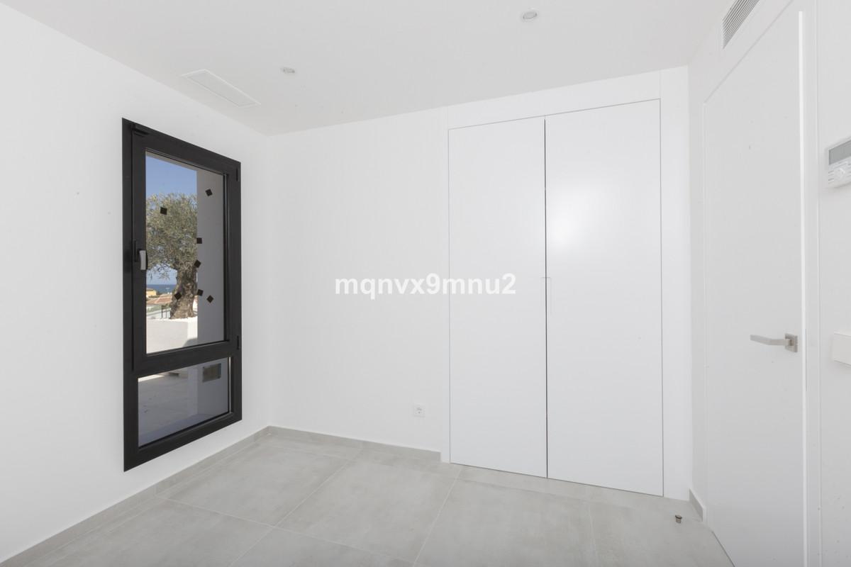 For sale Detached Villa Costa Del Sol El Chaparral € 1.450.000,-