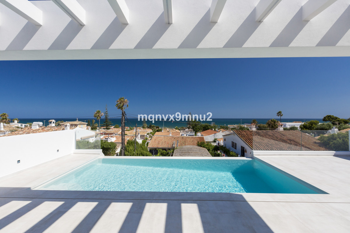 For sale Detached Villa Costa Del Sol El Chaparral € 1.450.000,-
