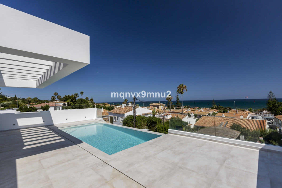 For sale Detached Villa Costa Del Sol El Chaparral € 1.450.000,-