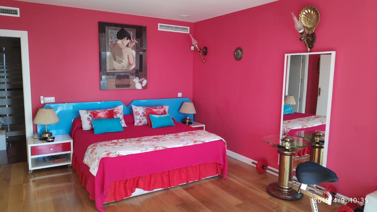 For sale Detached Villa Costa Del Sol El Chaparral € 2.700.000,-