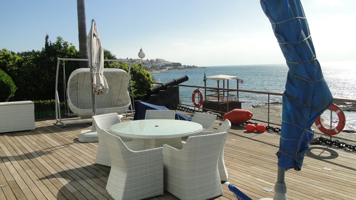 For sale Detached Villa Costa Del Sol El Chaparral € 2.700.000,-