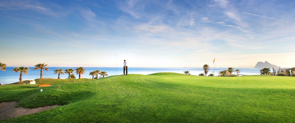 Te koop Residential Plot Costa Del Sol La Alcaidesa € 450.000,-