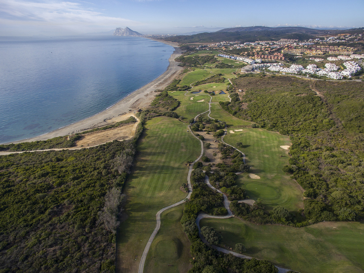 Te koop Residential Plot Costa Del Sol La Alcaidesa € 450.000,-