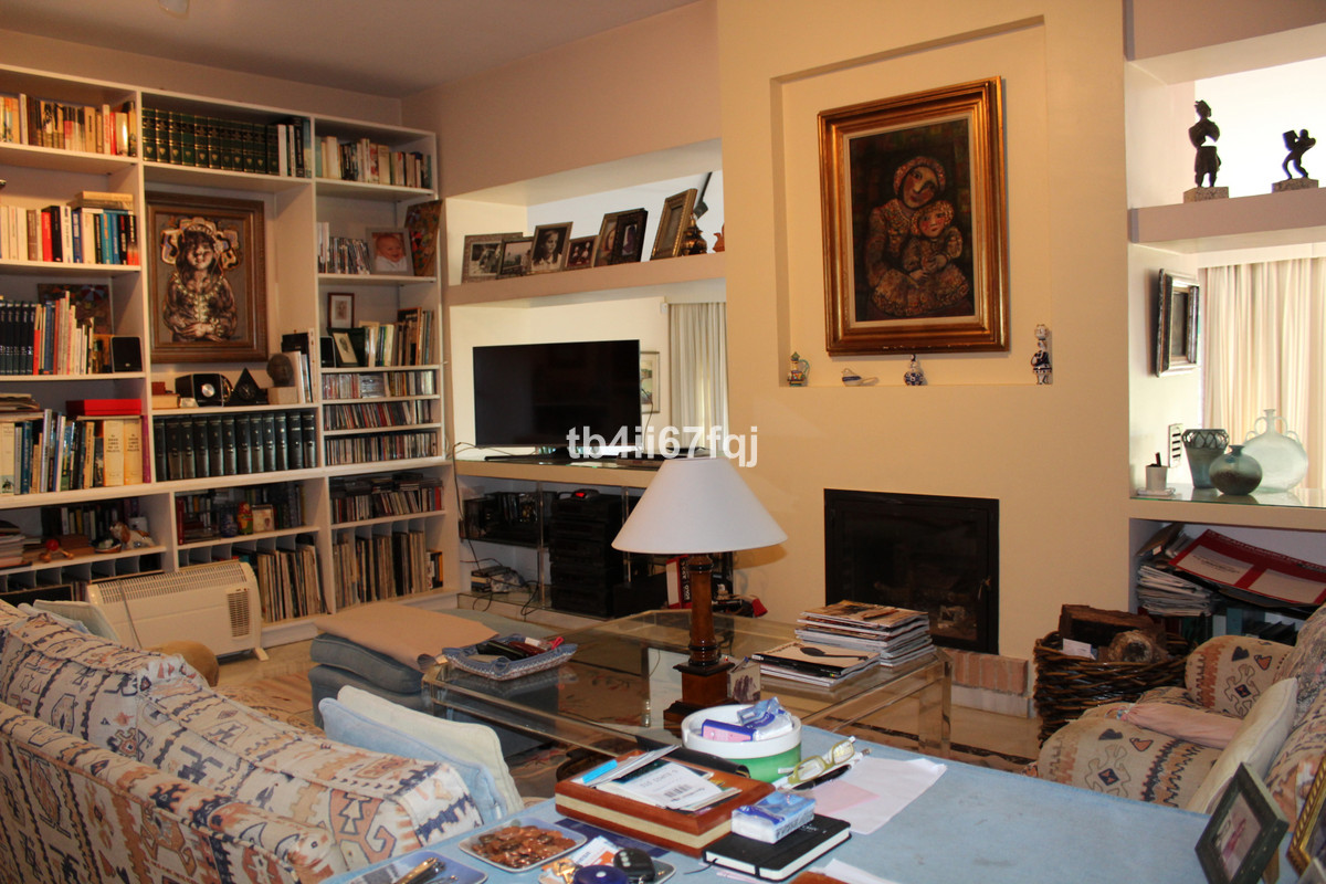 For sale Detached Villa Costa Del Sol Atalaya € 2.650.000,-