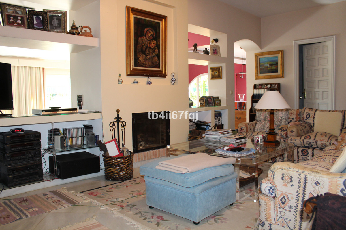 For sale Detached Villa Costa Del Sol Atalaya € 2.650.000,-