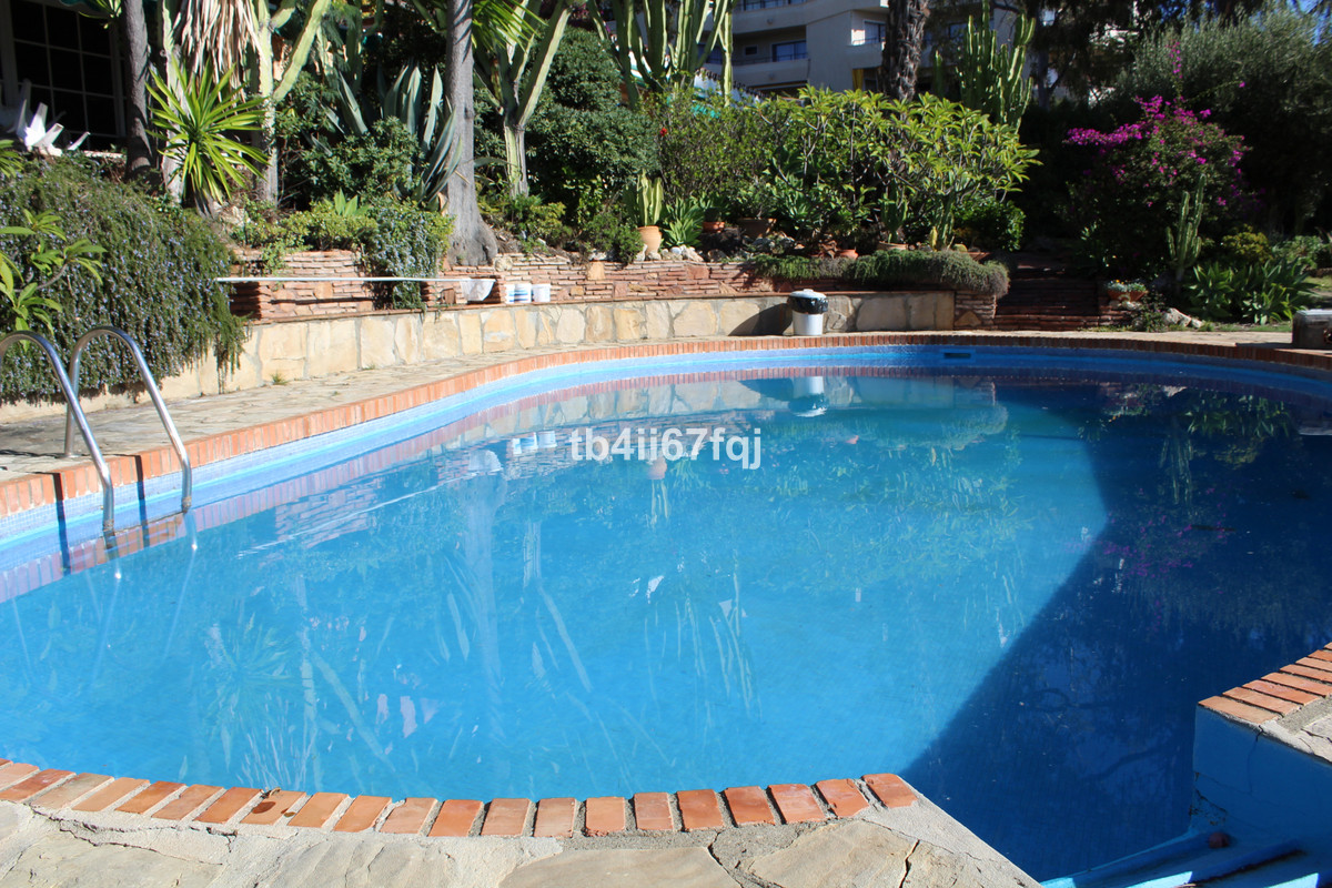 For sale Detached Villa Costa Del Sol Atalaya € 2.650.000,-