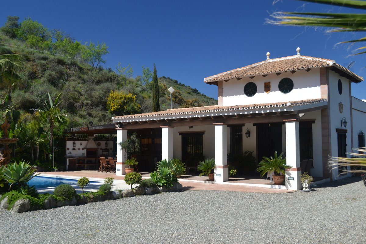 Te koop Finca - Cortijo Costa Del Sol Coín € 1.495.000,-