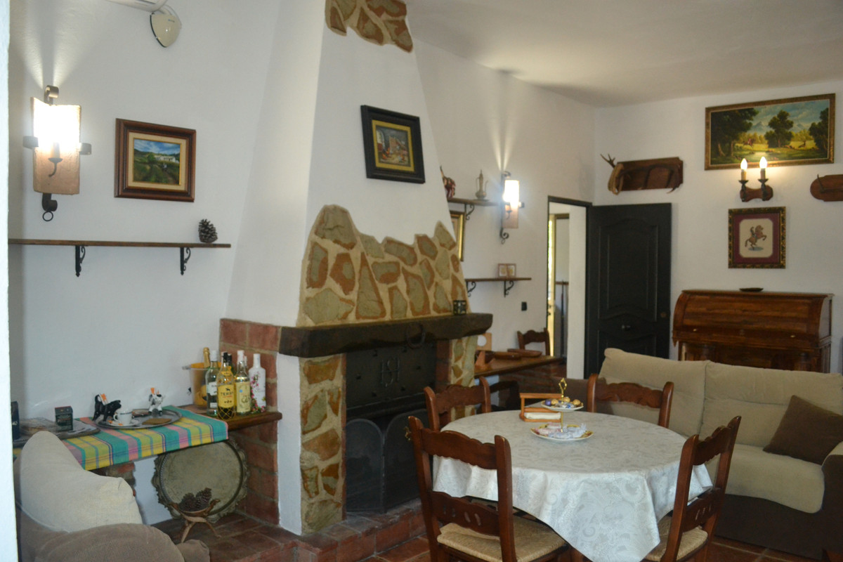 Te koop Finca - Cortijo Costa Del Sol Coín € 1.495.000,-