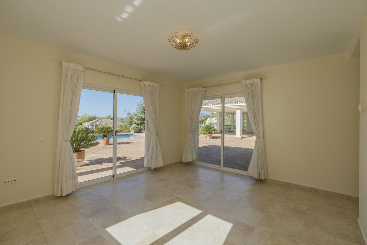 For sale Detached Villa Costa Del Sol Valtocado € 1.375.000,-