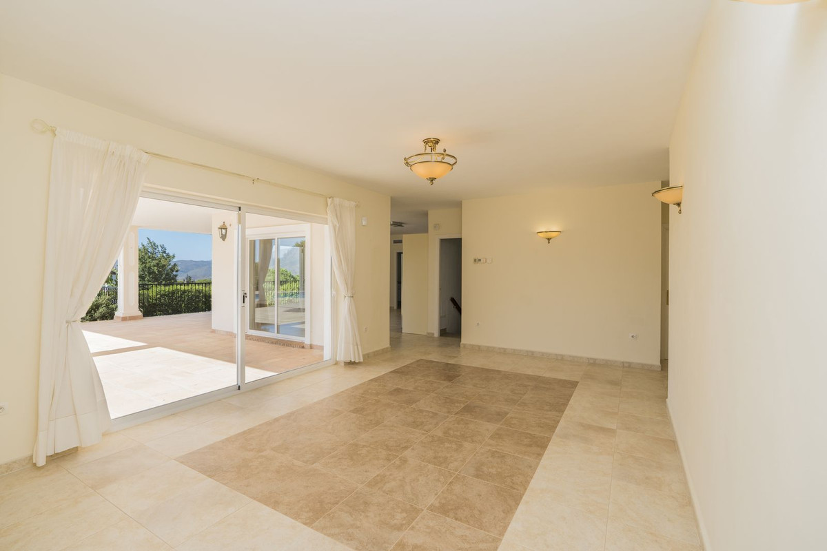For sale Detached Villa Costa Del Sol Valtocado € 1.375.000,-