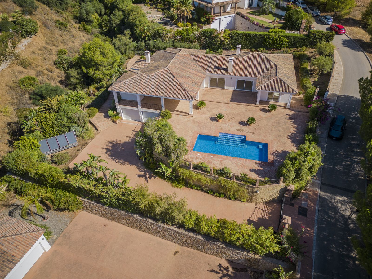 For sale Detached Villa Costa Del Sol Valtocado € 1.375.000,-