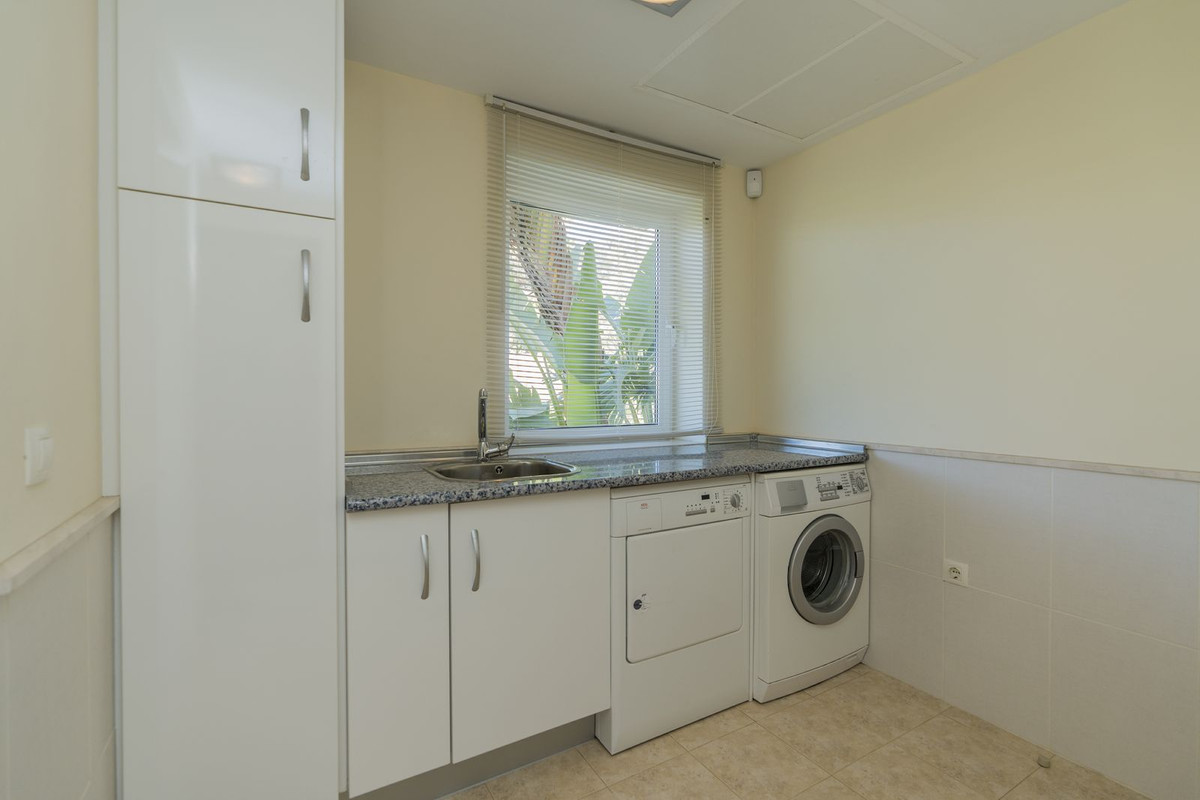 For sale Detached Villa Costa Del Sol Valtocado € 1.375.000,-