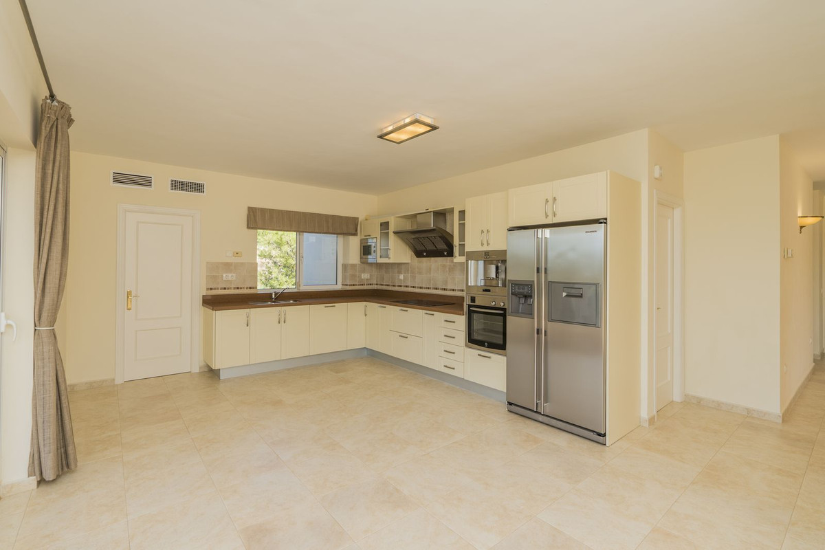 For sale Detached Villa Costa Del Sol Valtocado € 1.375.000,-