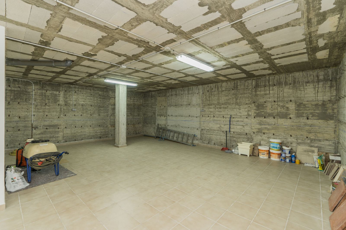 For sale Detached Villa Costa Del Sol Valtocado € 1.375.000,-