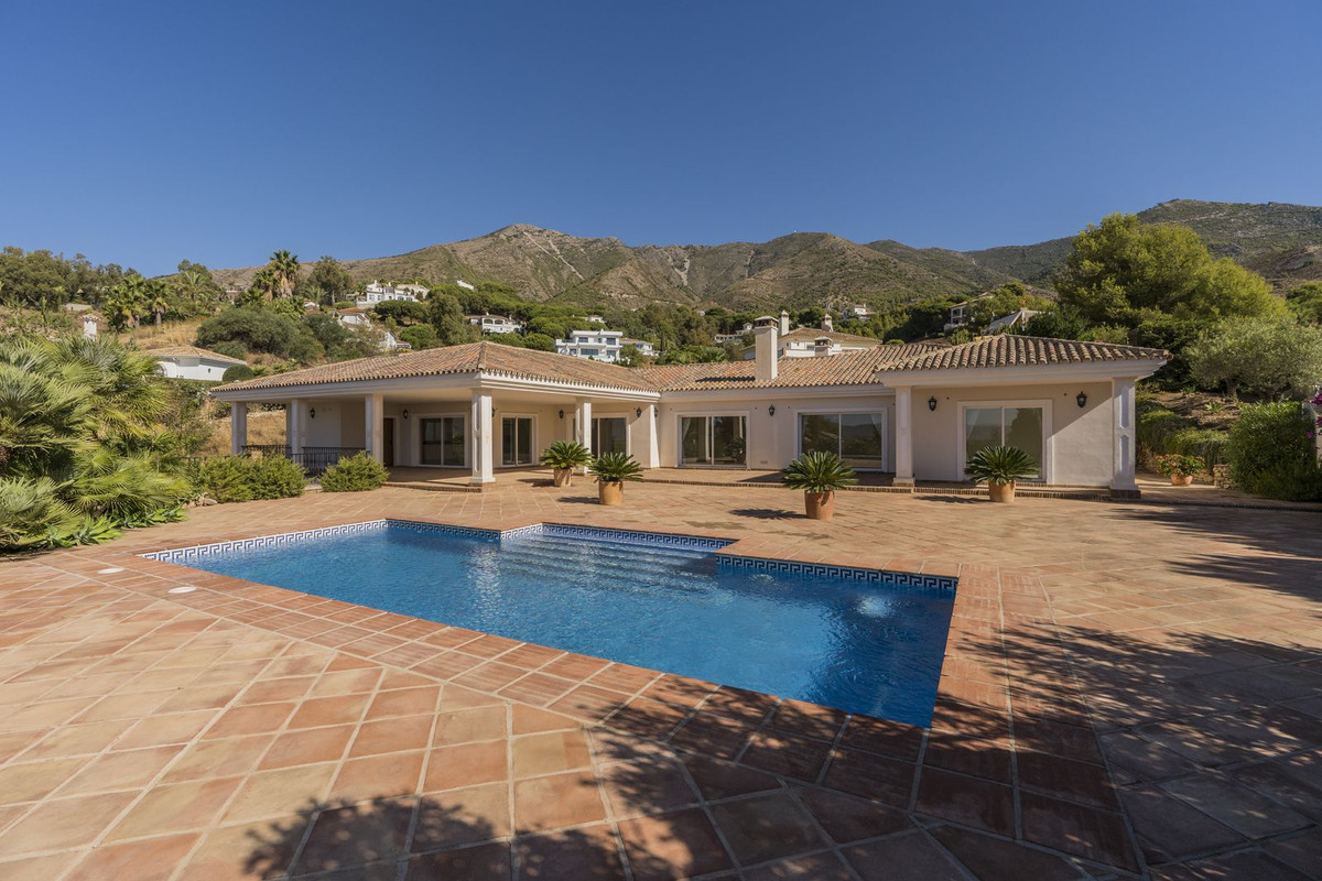 For sale Detached Villa Costa Del Sol Valtocado € 1.375.000,-