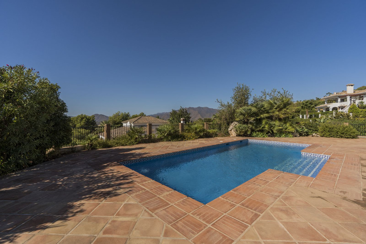 For sale Detached Villa Costa Del Sol Valtocado € 1.375.000,-