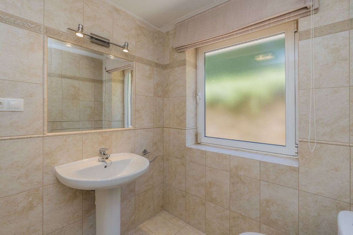 For sale Detached Villa Costa Del Sol Valtocado € 1.375.000,-