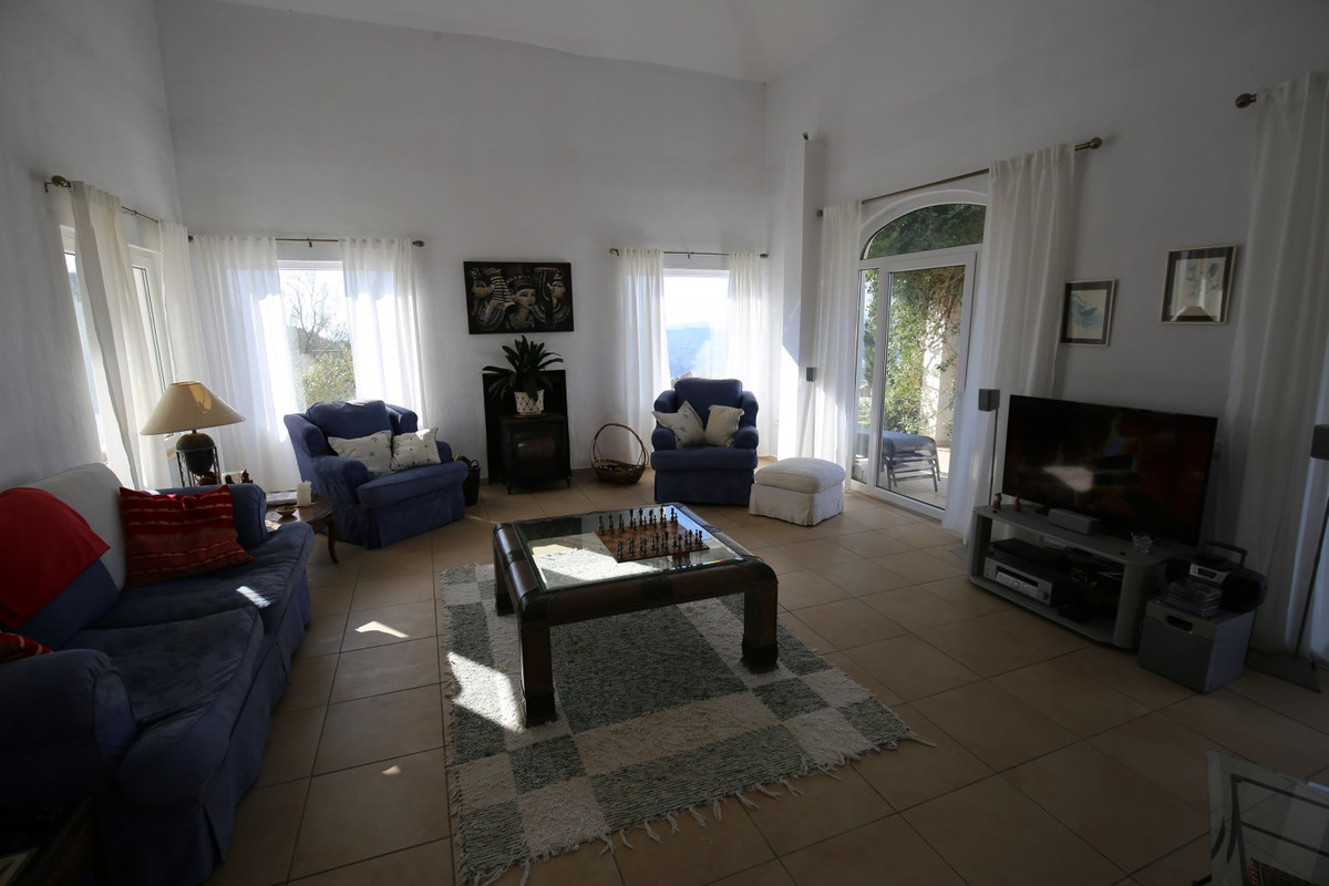 Te koop Vrijstaande Villa Costa Del Sol Alcaucín € 449.000,-