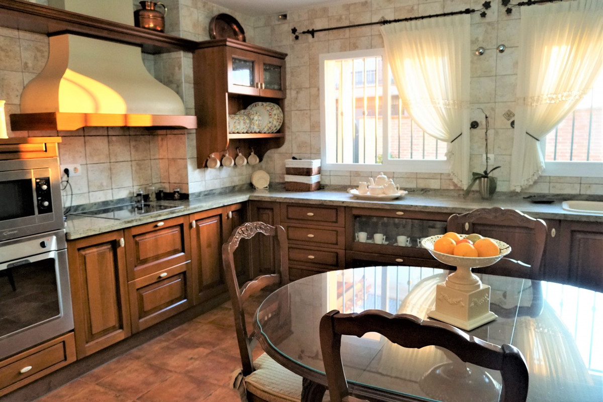 Te koop Vrijstaande Villa Costa Del Sol Vélez-málaga € 446.000,-