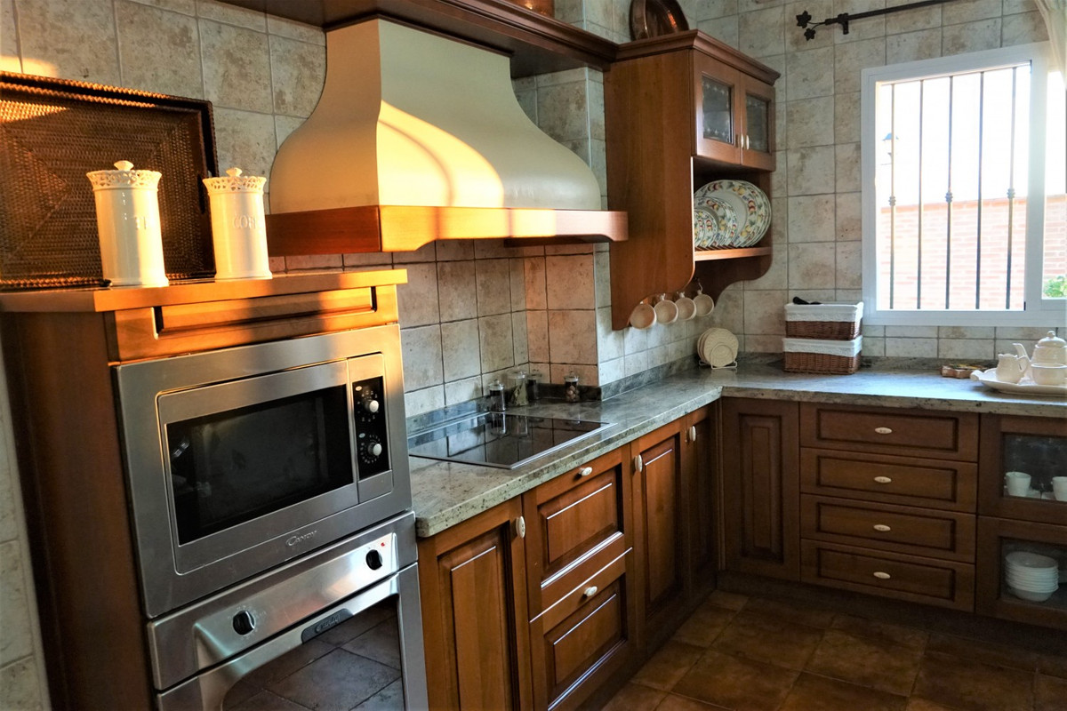 Te koop Vrijstaande Villa Costa Del Sol Vélez-málaga € 446.000,-