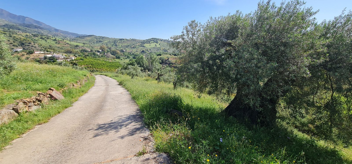 Te koop Vrijstaande Villa Costa Del Sol Tolox € 320.000,-