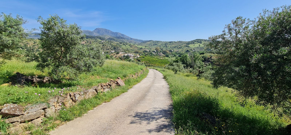 Te koop Vrijstaande Villa Costa Del Sol Tolox € 320.000,-