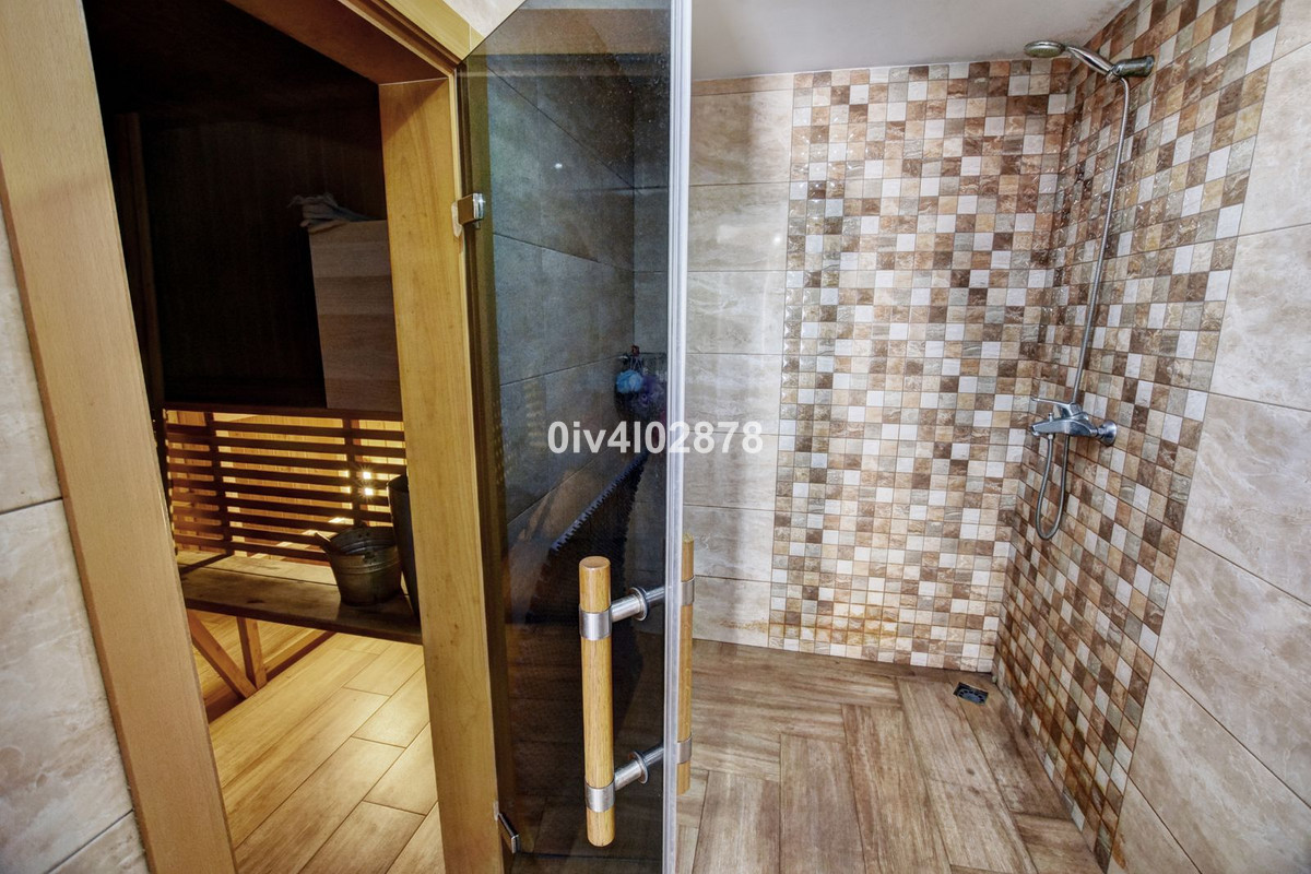Te koop Herenhuis Costa Del Sol Arroyo De La Miel € 660.000,-