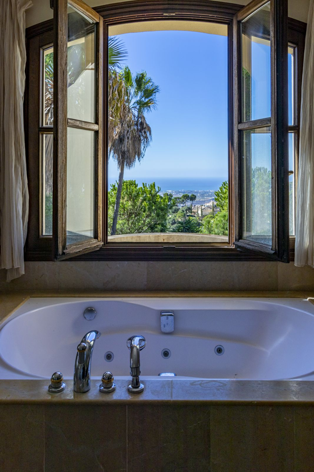 Te koop Vrijstaande Villa Costa Del Sol La Zagaleta € 5.950.000,-