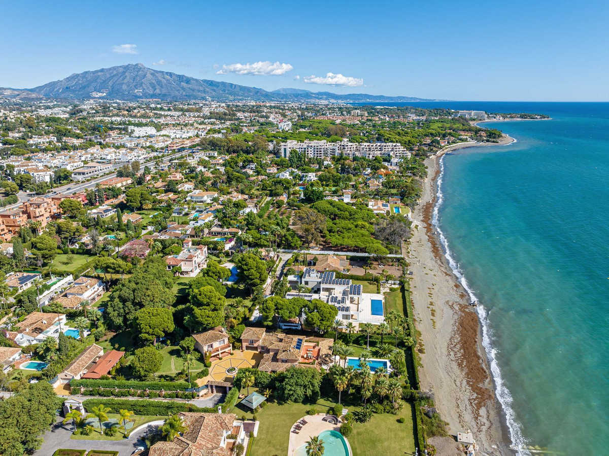 For sale Detached Villa Costa Del Sol Benamara € 8.499.000,-