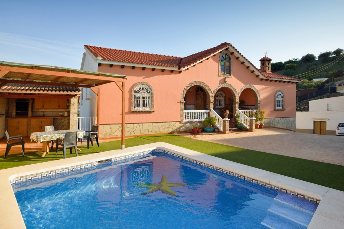Te koop Vrijstaande Villa Costa Del Sol La Viñuela € 349.000,-