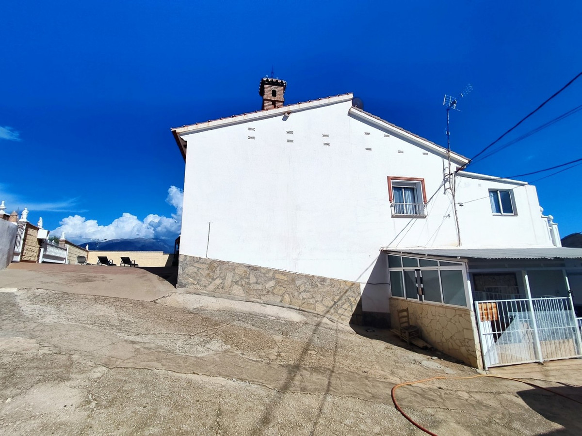 Te koop Vrijstaande Villa Costa Del Sol La Viñuela € 349.000,-