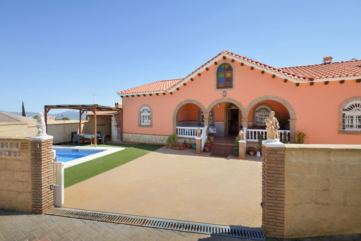 Te koop Vrijstaande Villa Costa Del Sol La Viñuela € 349.000,-