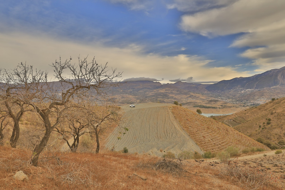 Te koop Grond Costa Del Sol La Viñuela € 240.000,-