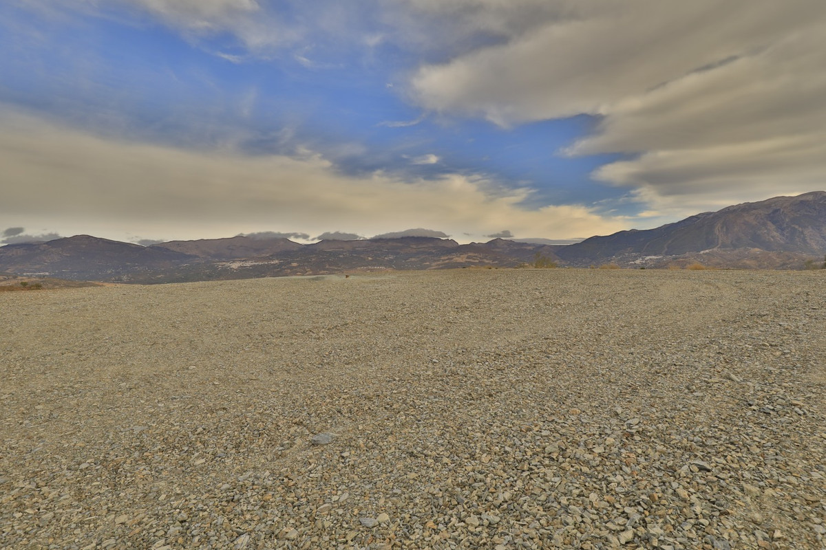 Te koop Grond Costa Del Sol La Viñuela € 240.000,-