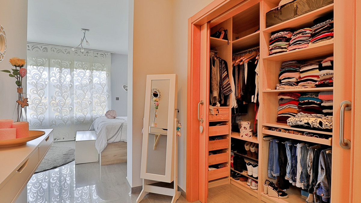 Te koop Half vrijstaand huis Costa Del Sol Alfarnate € 300.000,-