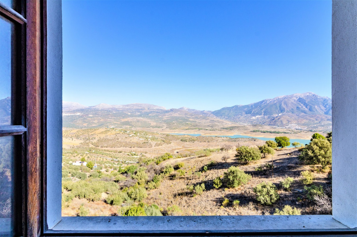 Te koop Vrijstaande Villa Costa Del Sol La Viñuela € 399.999,-